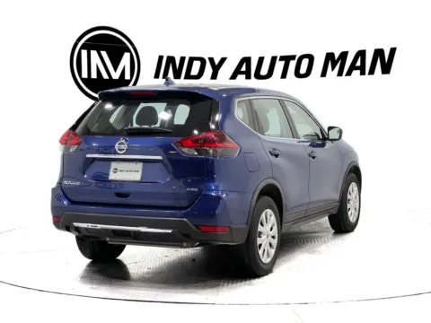 More photos of 2019 Nissan Rogue S at Indy Auto Man, IN