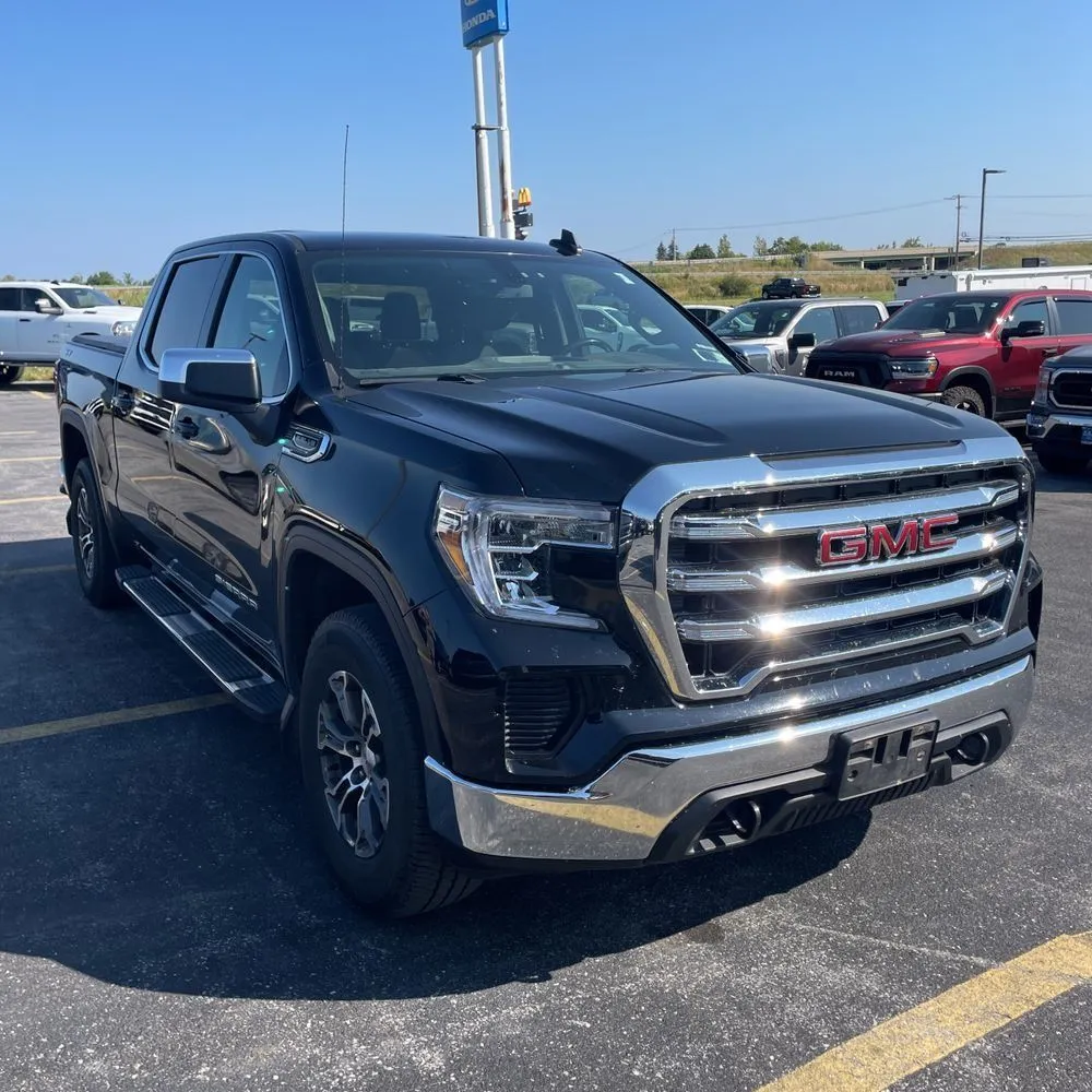 Black 2019 GMC Sierra 1500 SLE for sale in Indianapolis, IN