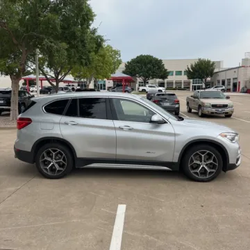 More photos of 2017 BMW X1 xDrive28i at Indy Auto Man, IN