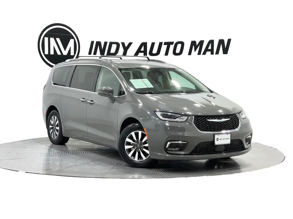 Gray 2021 Chrysler Pacifica Hybrid Touring L for sale in Indianapolis, IN