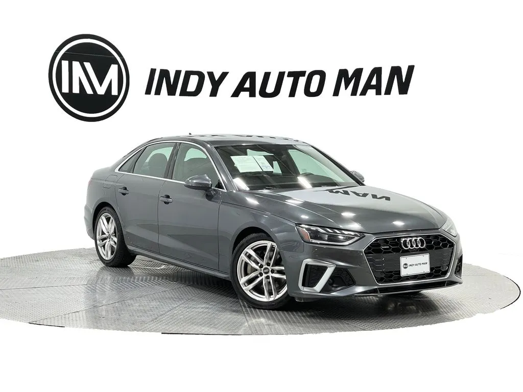 2022 Audi A4 45 S line Premium Plus quattro
