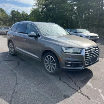 Gray 2018 Audi Q7 3.0T Premium Plus quattro for sale in Indianapolis, IN