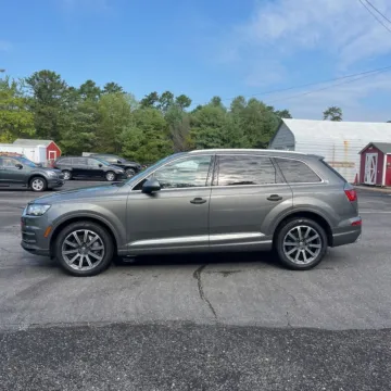 More photos of 2018 Audi Q7 3.0T Premium Plus quattro at Indy Auto Man, IN