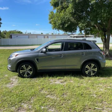 More photos of 2022 Mitsubishi Outlander Sport 2.0 SE at Indy Auto Man, IN