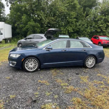 More photos of 2017 Lincoln MKZ Reserve at Indy Auto Man, IN