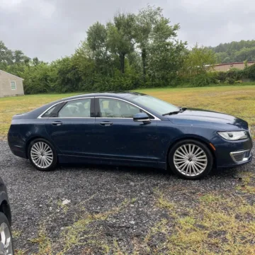 More photos of 2017 Lincoln MKZ Reserve at Indy Auto Man, IN