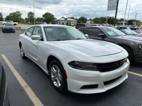 White 2019 Dodge Charger SXT for sale in Indianapolis, IN
