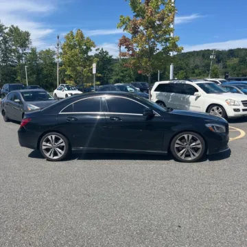 More photos of 2019 Mercedes-Benz CLA 250 4MATIC at Indy Auto Man, IN