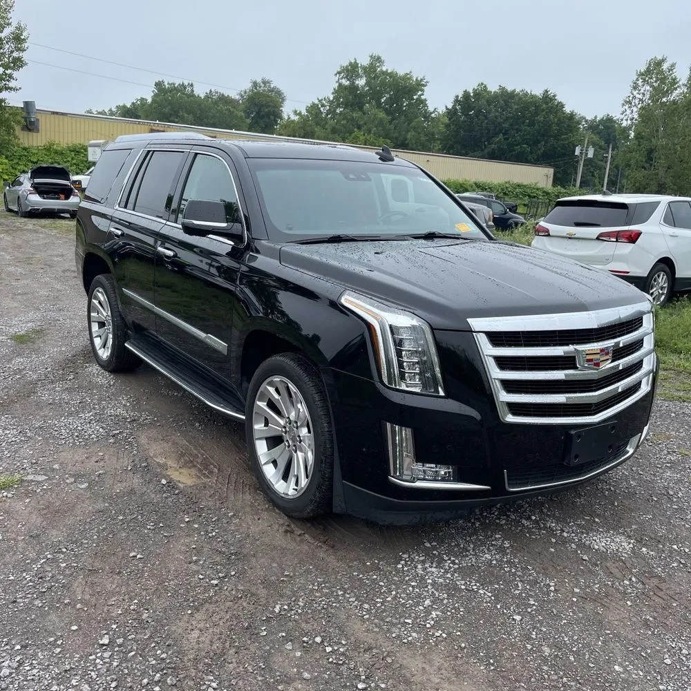 2018 Cadillac Escalade Luxury