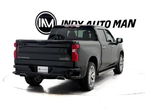More photos of 2020 Chevrolet Silverado 1500 High Country at Indy Auto Man, IN