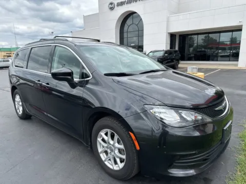 Photos of 2020 Chrysler Voyager LXI for sale in Indianapolis, IN at Indy Auto Man