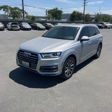Another view of 2019 Audi Q7 45 Premium quattro for sale in Indianapolis, IN at Indy Auto Man