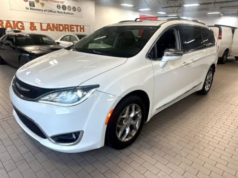 Another view of 2018 Chrysler Pacifica Limited for sale in Indianapolis, IN at Indy Auto Man