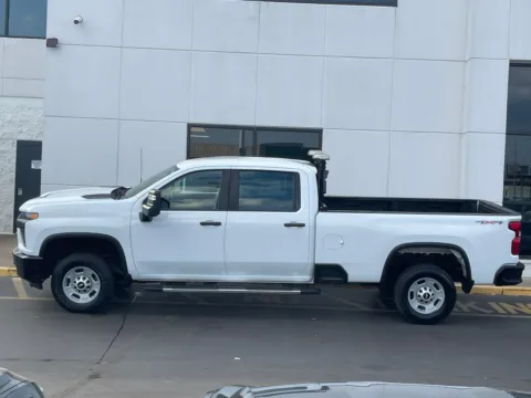 More photos of 2022 Chevrolet Silverado 2500HD Work Truck at Indy Auto Man, IN