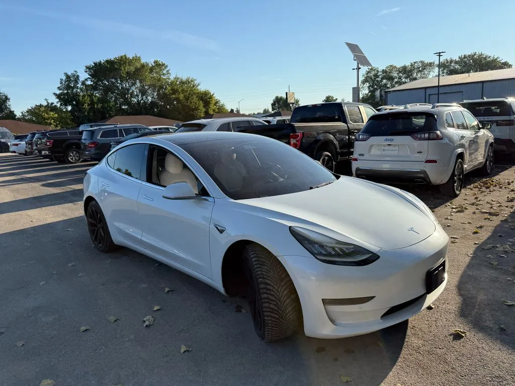 2019 Tesla Model 3 Long Range