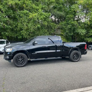 More photos of 2019 Ram 1500 Laramie at Indy Auto Man, IN