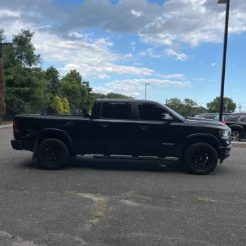 More photos of 2019 Ram 1500 Laramie at Indy Auto Man, IN