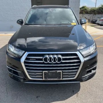 Photos of 2018 Audi Q7 3.0T Prestige quattro for sale in Indianapolis, IN at Indy Auto Man