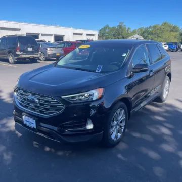 Another view of 2019 Ford Edge Titanium for sale in Indianapolis, IN at Indy Auto Man