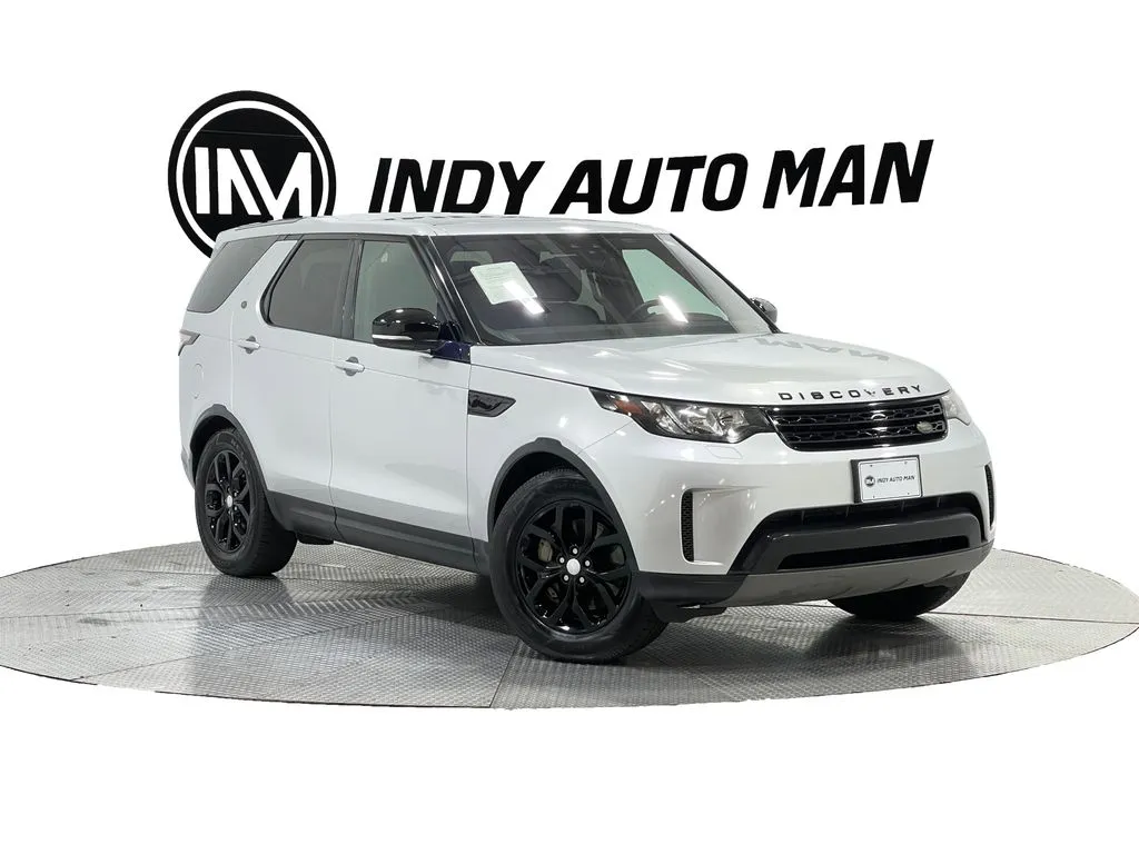 Silver 2018 Land Rover Discovery SE for sale in Indianapolis, IN