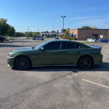 More photos of 2020 Dodge Charger R/T Scat Pack at Indy Auto Man, IN