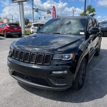 Another view of 2019 Jeep Grand Cherokee High Altitude for sale in Indianapolis, IN at Indy Auto Man