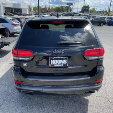 More photos of 2019 Jeep Grand Cherokee High Altitude at Indy Auto Man, IN