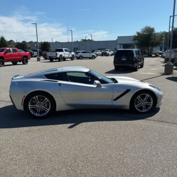 More photos of 2016 Chevrolet Corvette Stingray 1LT at Indy Auto Man, IN