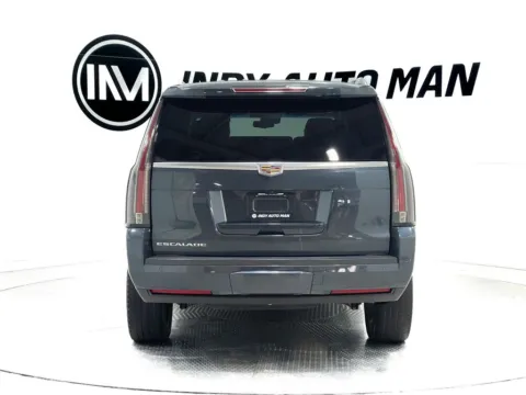 More photos of 2019 Cadillac Escalade Premium Luxury at Indy Auto Man, IN