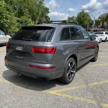 More photos of 2019 Audi Q7 55 Prestige quattro at Indy Auto Man, IN