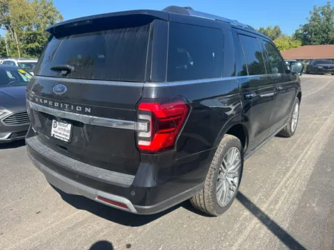 More photos of 2023 Ford Expedition Limited at Indy Auto Man, IN