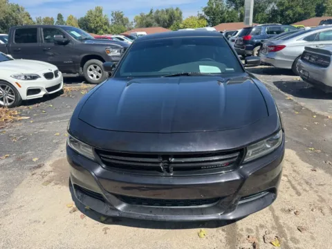 Photos of 2015 Dodge Charger SE for sale in Indianapolis, IN at Indy Auto Man