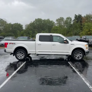 More photos of 2016 Ford F-150 Lariat at Indy Auto Man, IN
