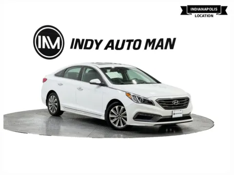 White 2017 Hyundai Sonata Sport for sale in Indianapolis, IN