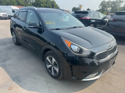 Black 2017 Kia Niro EX for sale in Indianapolis, IN