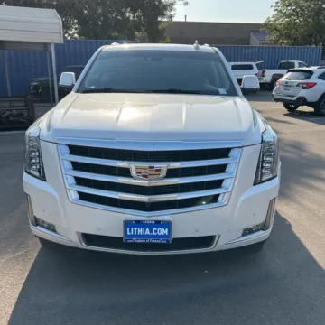 Photos of 2018 Cadillac Escalade Premium Luxury for sale in Indianapolis, IN at Indy Auto Man