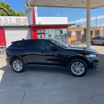 More photos of 2018 Jaguar F-PACE 35t Prestige at Indy Auto Man, IN
