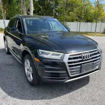 Black 2018 Audi Q5 2.0T Premium Plus quattro for sale in Indianapolis, IN