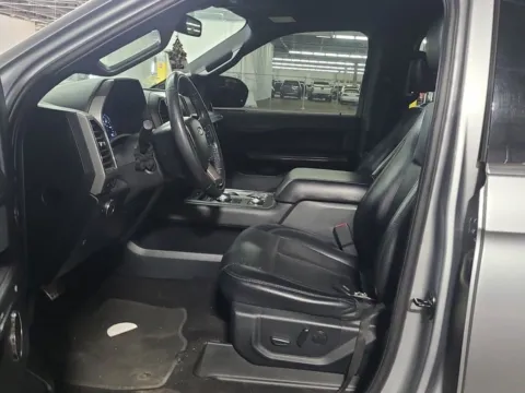 More photos of 2020 Ford Expedition XLT at Indy Auto Man, IN