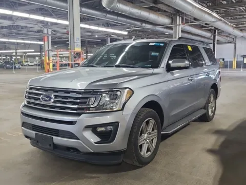 Photos of 2020 Ford Expedition XLT for sale in Indianapolis, IN at Indy Auto Man