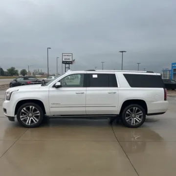 More photos of 2018 GMC Yukon XL Denali at Indy Auto Man, IN