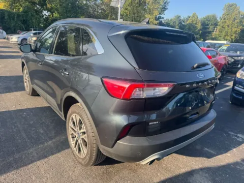 More photos of 2022 Ford Escape SEL at Indy Auto Man, IN