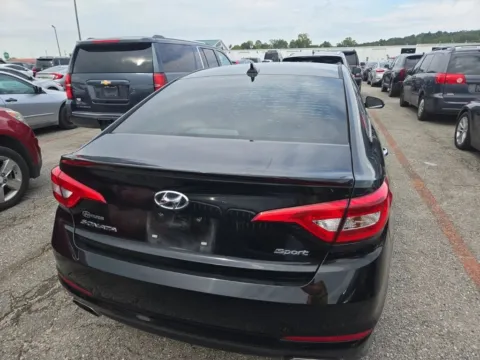 More photos of 2017 Hyundai Sonata Sport at Indy Auto Man, IN