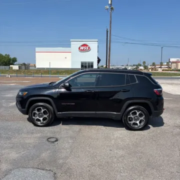 More photos of 2022 Jeep Compass Trailhawk at Indy Auto Man, IN