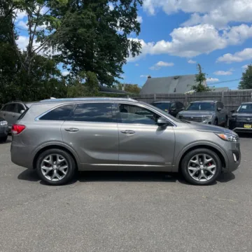 Another view of 2016 Kia Sorento SX for sale in Indianapolis, IN at Indy Auto Man