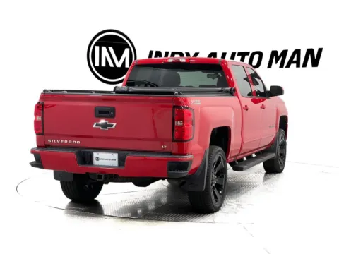 More photos of 2017 Chevrolet Silverado 1500 LT at Indy Auto Man, IN
