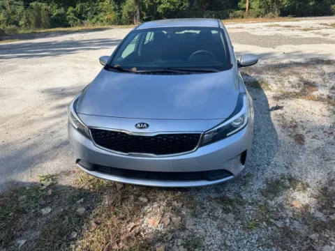 Photos of 2017 Kia Forte LX for sale in Indianapolis, IN at Indy Auto Man