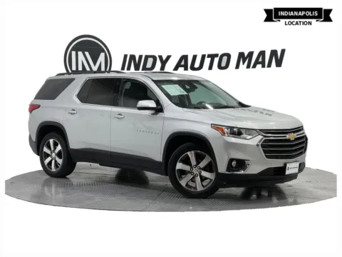 Silver 2019 Chevrolet Traverse 3LT for sale in Indianapolis, IN