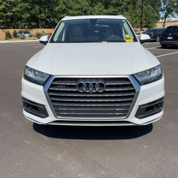 Photos of 2019 Audi Q7 55 Premium Plus quattro for sale in Indianapolis, IN at Indy Auto Man
