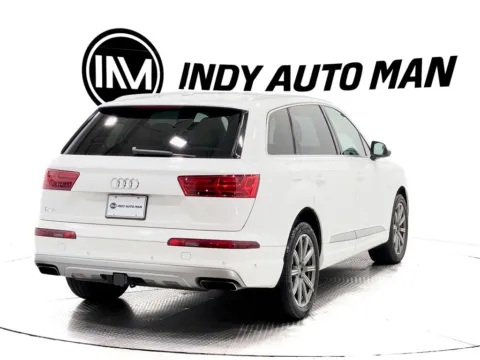 More photos of 2019 Audi Q7 55 Premium Plus quattro at Indy Auto Man, IN